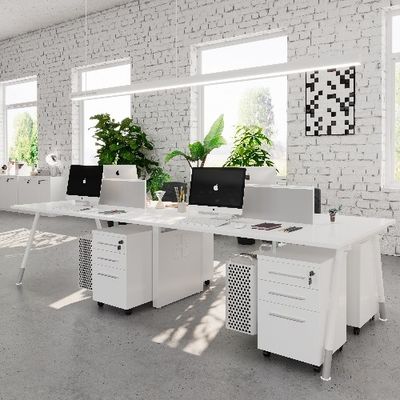 comprar Escritorio de personal blanco para cuatro personas con gabinete de almacenamiento de divisores de pantalla y rack de computadora principal online manufacture